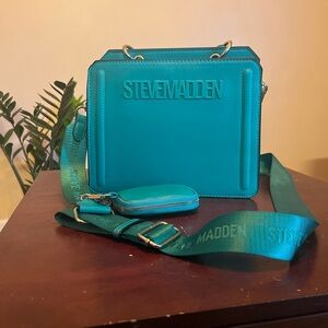 Steve Madden Blue Crossbody Bag with Structured Design